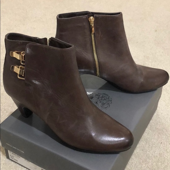 *NEW* Sam Edelman Brown Leather Booties - Picture 5 of 8